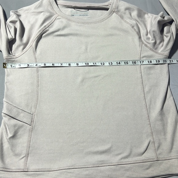 Avalanche women’s top - Picture 5 of 8